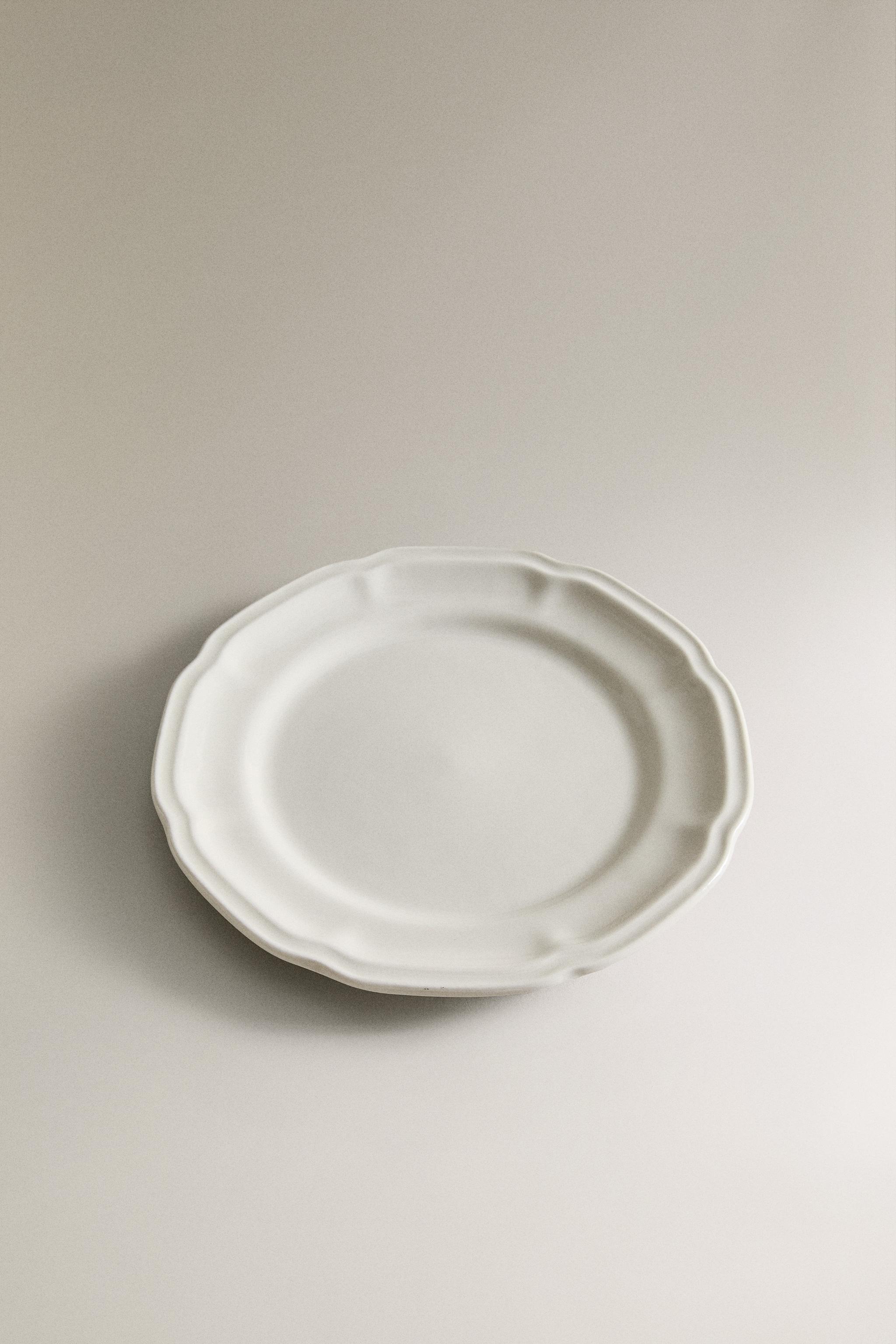 ASSIETTE DESSERT PORCELAINE RELIEF